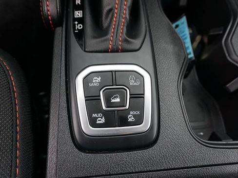 Used 2026 Nissan Frontier PRO-4X AWD/4WD image 18