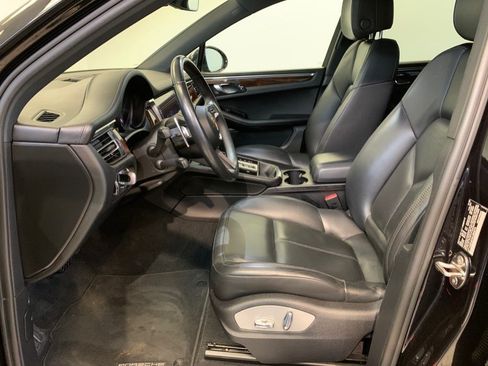 Used 2022 Porsche Macan S AWD/4WD image 23