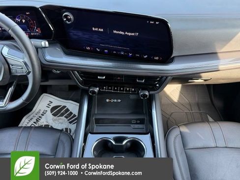 Used 2025 Chevrolet Tahoe RST w/ Comfort Package AWD/4WD image 31
