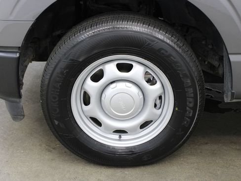 Used 2023 Ford F150 XL RWD image 27