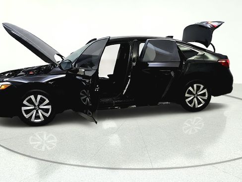 Used 2025 Honda Civic LX image 11