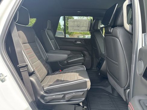 New 2026 GMC Yukon AT4 Ultimate w/ LPO, Floor Liner Package AWD/4WD image 14