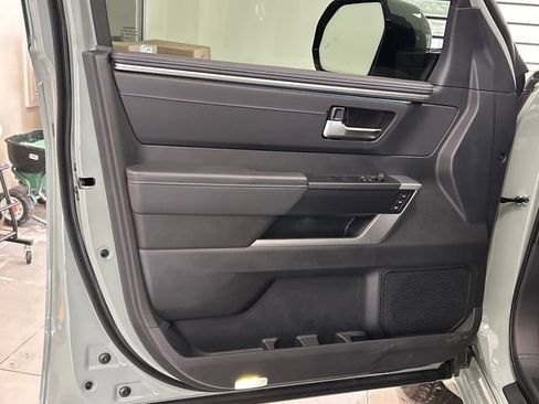 Used 2025 Toyota Tundra Platinum image 9