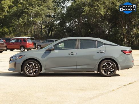 Used 2024 Nissan Sentra SV w/ Trunk Package FWD image 4