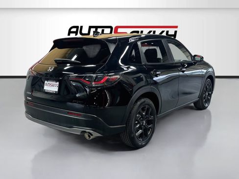 Used 2025 Honda HR-V Sport image 7