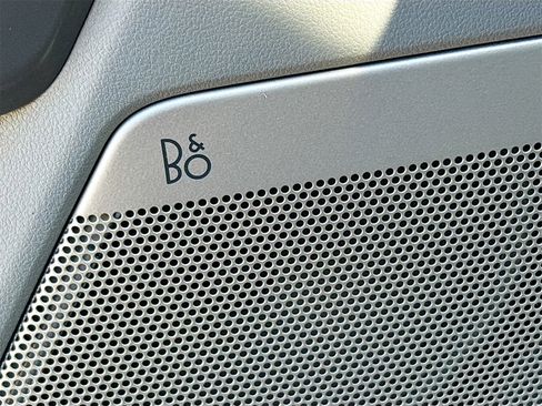 Used 2024 Ford F150 Lariat w/ FX4 Off-Road Package image 19