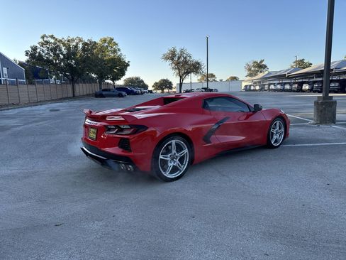 Used 2023 Chevrolet Corvette Stingray Premium Conv w/ Z51 Performance Package image 3
