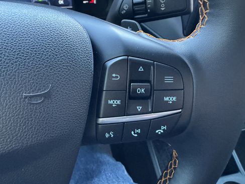 Used 2025 Ford Maverick Tremor AWD/4WD image 30