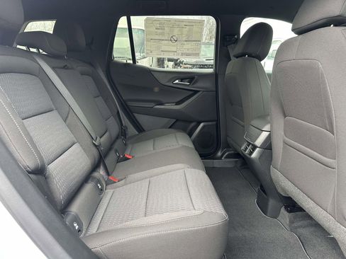 New 2026 Chevrolet Equinox LT image 24