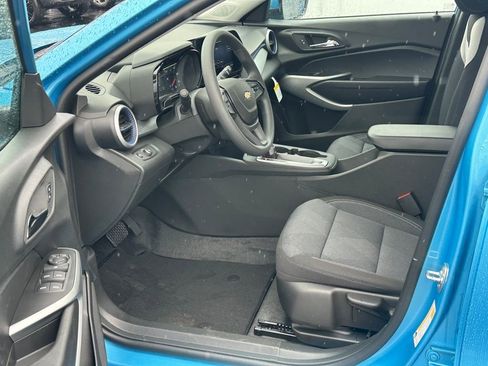 New 2026 Chevrolet Trax LS w/ LS Convenience Package image 11