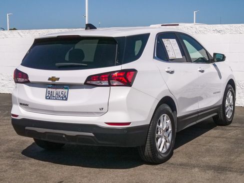 Used 2022 Chevrolet Equinox LT w/ LPO, Floor Liner Package FWD image 9
