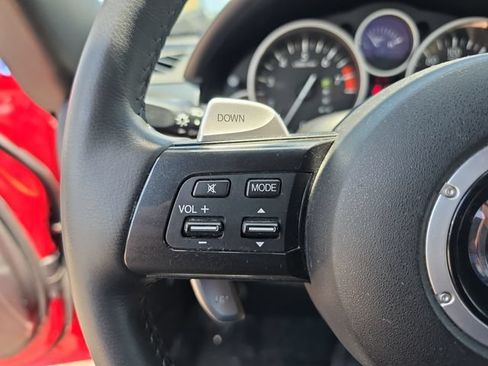 Used 2015 MAZDA MX-5 Miata Sport RWD image 16