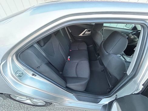 Used 2011 Toyota Camry SE w/ SE Extra-Value Pkg #1 image 11