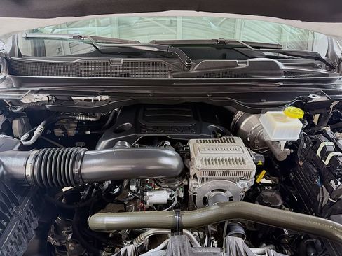Used 2023 RAM 1500 Laramie AWD/4WD image 33