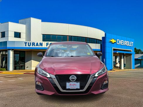 Used 2022 Nissan Altima 2.5 SR FWD image 10