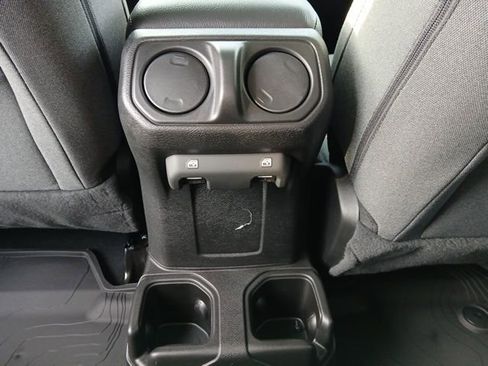 New 2026 Jeep Gladiator Sport image 11