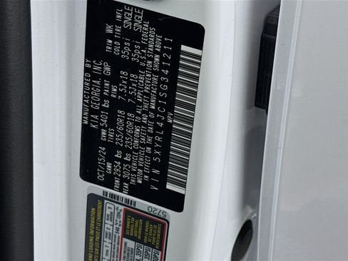 Used 2025 Kia Sorento S FWD image 31