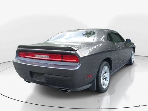 Used 2013 Dodge Challenger SXT Plus RWD image 6