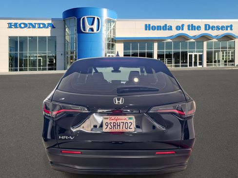Used 2025 Honda HR-V LX image 6
