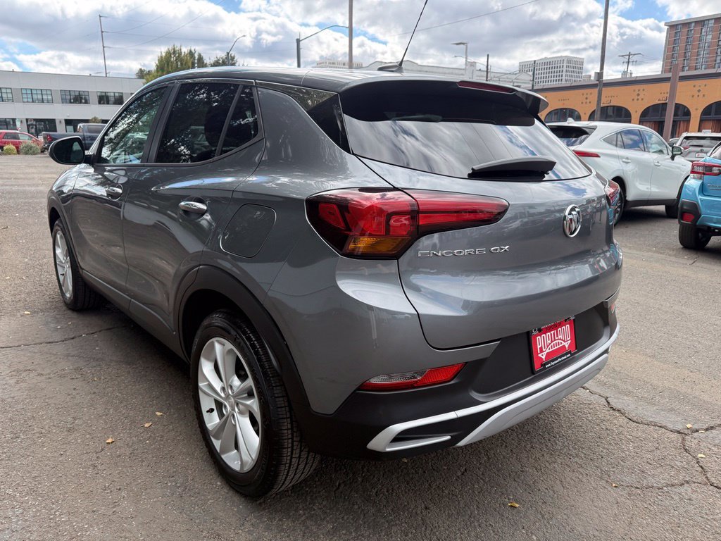 Used 2020 Buick Encore GX Preferred w/ Cold Weather Comfort Package FWD image 5