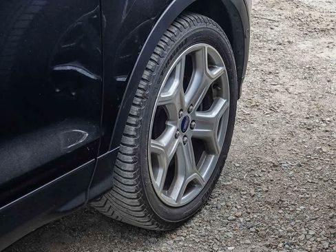 Used 2018 Ford Escape Titanium image 7