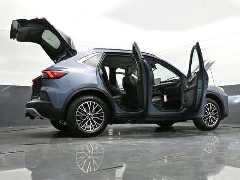 New 2024 Ford Escape PHEV w/ PHEV Premium Package image 34