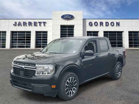 Certified 2024 Ford Maverick Lariat image 2