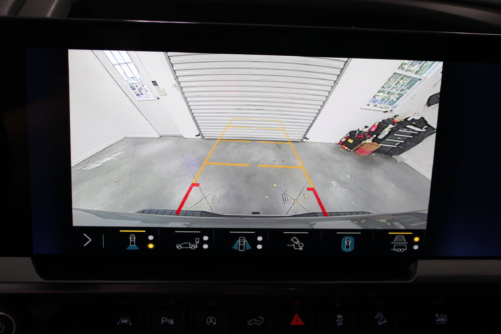 Used 2023 Chevrolet Silverado 1500 LTZ AWD/4WD image 54