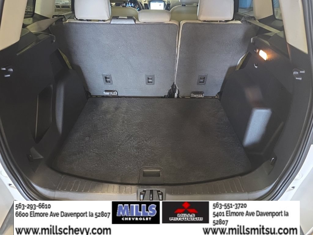 Used 2017 Ford Escape SE w/ SE Leather Comfort Package FWD image 17
