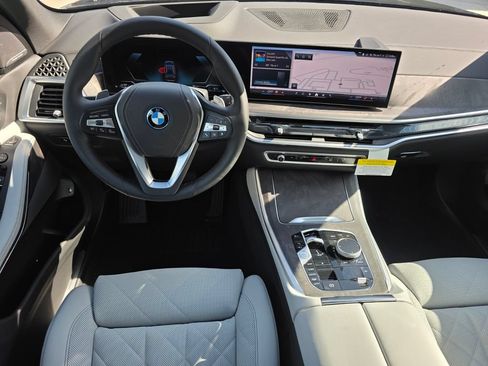 New 2026 BMW X5 xDrive50e AWD/4WD image 11