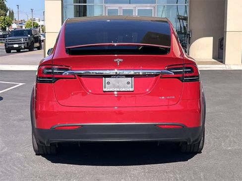Used 2021 Tesla Model X Performance image 13