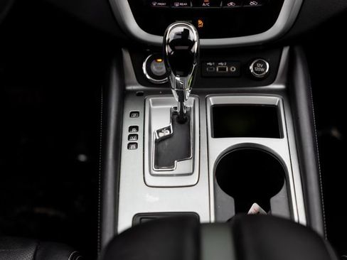 Used 2020 Nissan Murano SL w/ Moonroof Package image 24