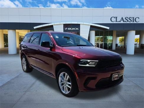 Used 2024 Dodge Durango GT image 2