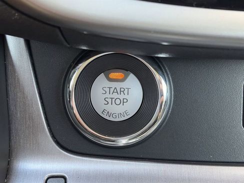 Certified 2024 Nissan Murano SV image 15