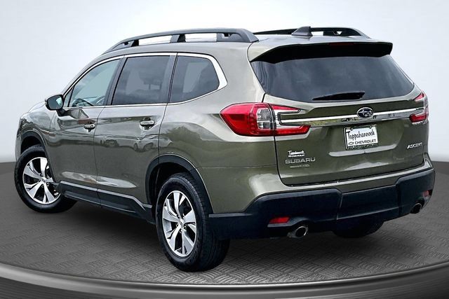 Used 2023 Subaru Ascent Premium AWD/4WD image 4