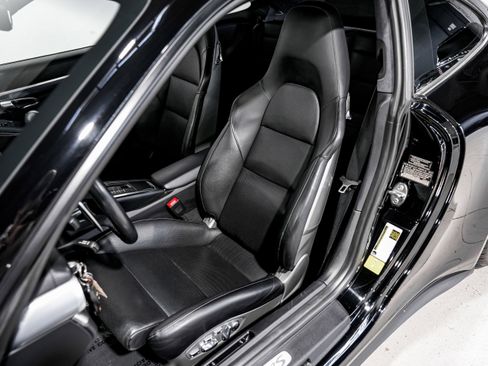 Used 2014 Porsche 911 Carrera 4S image 21