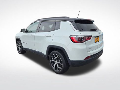 Used 2024 Jeep Compass Limited AWD/4WD image 6