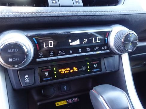 Certified 2022 Toyota RAV4 Limited FWD image 24