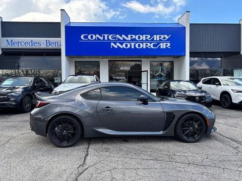 Used 2023 Toyota GR86 Premium w/ ALL Weather Mat Package (TMS) image 1