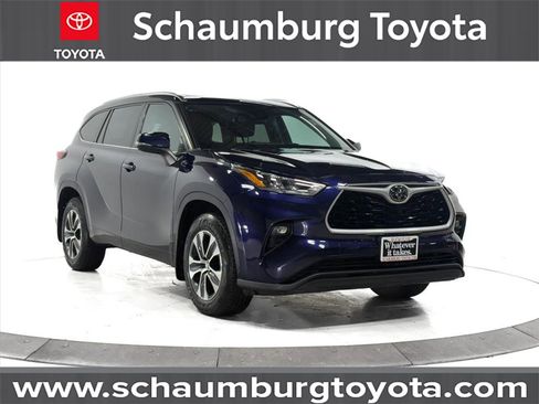 Used 2020 Toyota Highlander XLE image 1