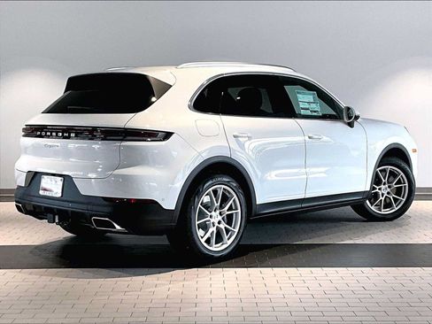 New 2026 Porsche Cayenne AWD/4WD image 7
