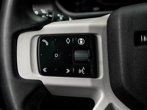 Used 2025 Land Rover Defender 110 S AWD/4WD image 33