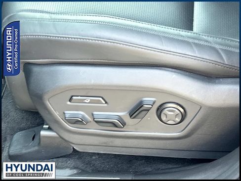 Certified 2025 Hyundai Santa Fe Calligraphy FWD image 18