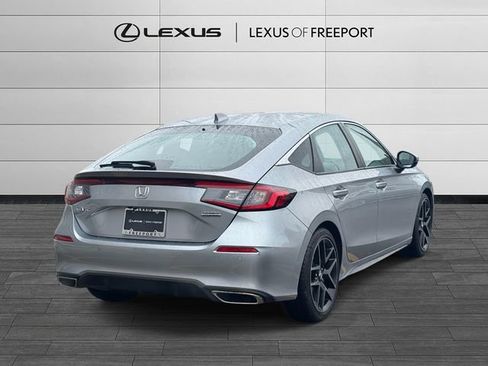 Used 2024 Honda Civic Sport Touring image 5