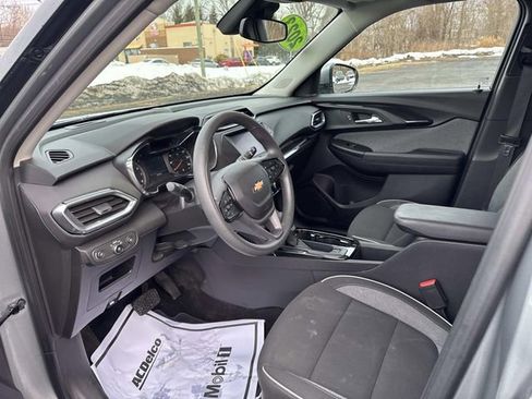 Used 2023 Chevrolet TrailBlazer LT image 12