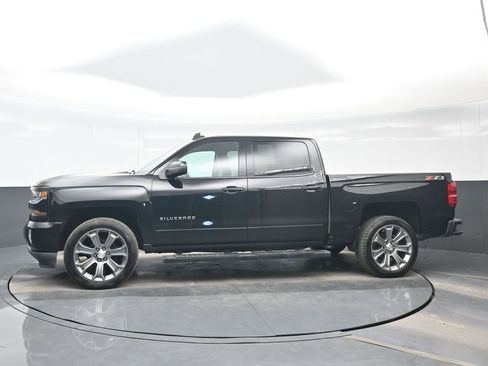Used 2018 Chevrolet Silverado 1500 LT w/ All Star Edition AWD/4WD image 3