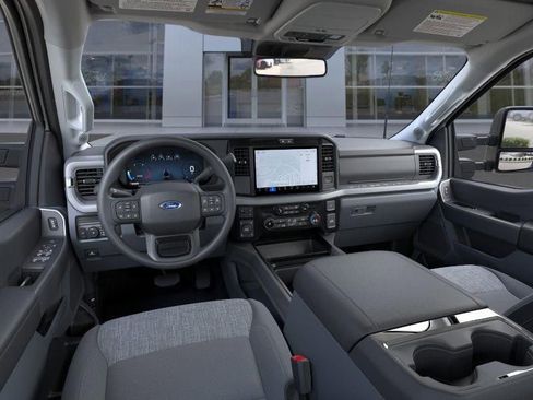 New 2026 Ford F350 XLT w/ XLT Premium Package AWD/4WD image 9