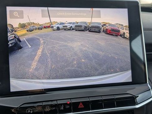 New 2026 Jeep Compass Latitude image 17