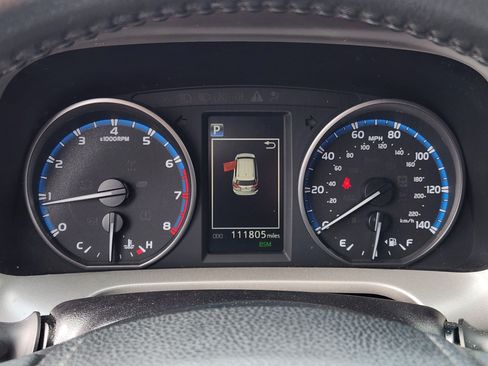 Used 2018 Toyota RAV4 XLE AWD/4WD image 19