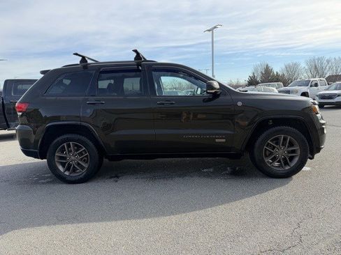 Used 2016 Jeep Grand Cherokee Limited 75th Anniversary image 8